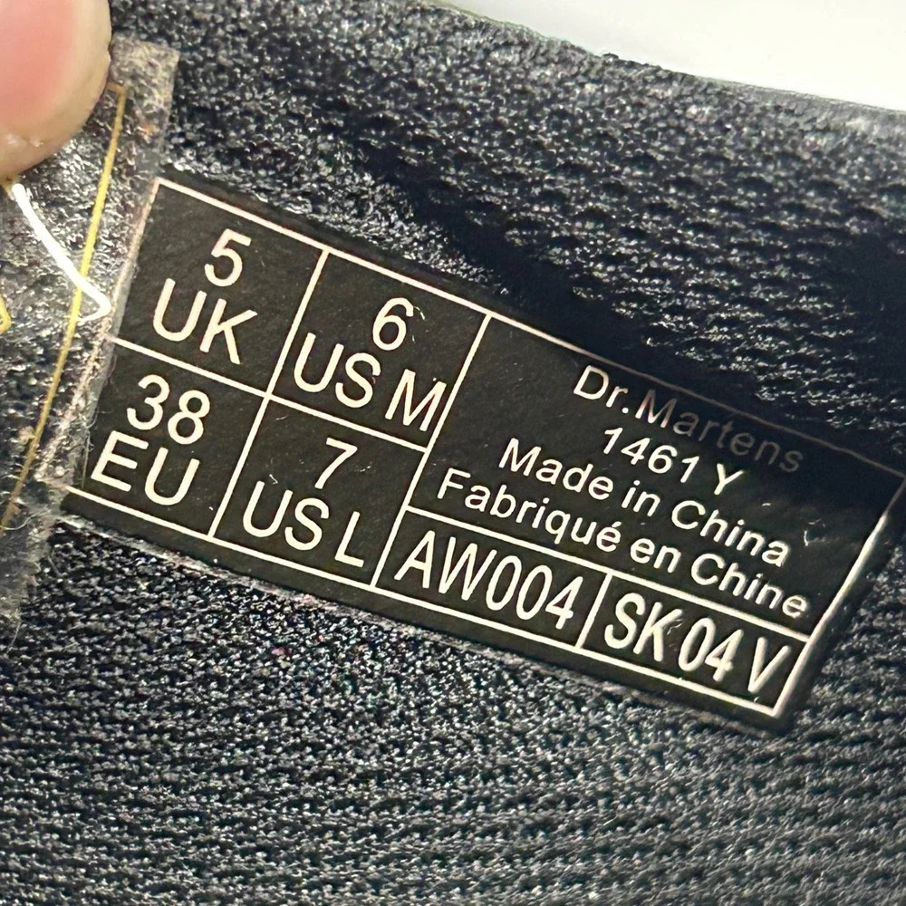 Dr. Martens 1461 Y Oxford Black Unisex US Women 7 Men 6 Leather Classic Docs